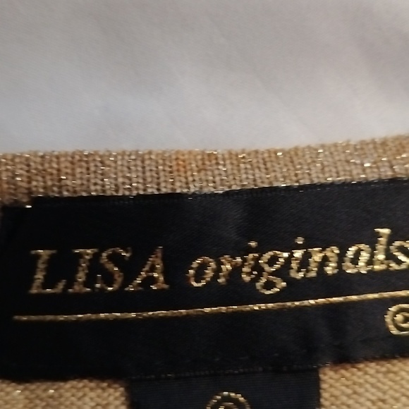 Lisa Original woman's beautiful Crochet gold glitter vest, - Picture 6 of 8